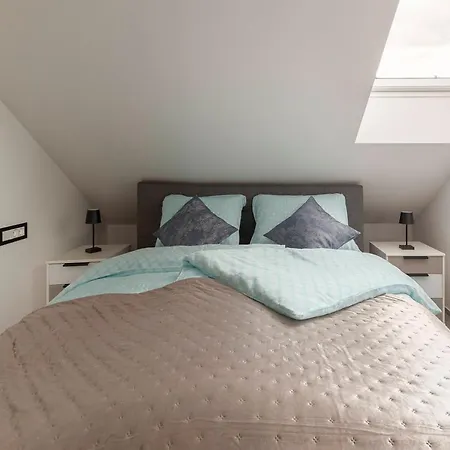 Luiza's Апартаменты *