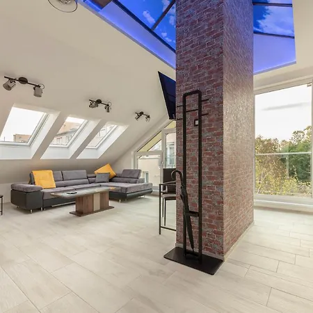 Апартаменты Luiza's *